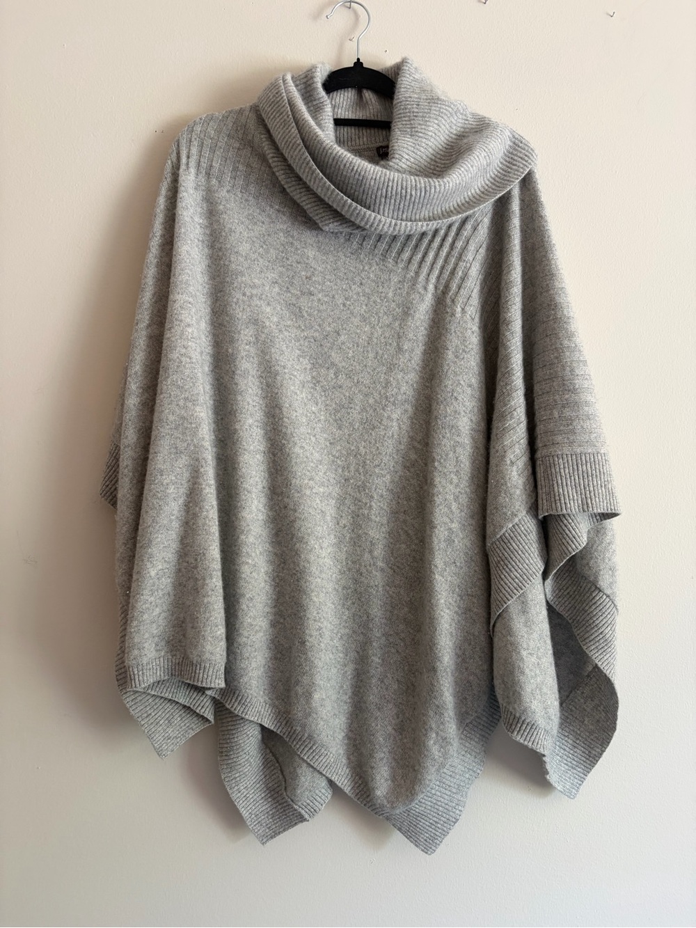 J. McLaughlin Women's Light Grey turtleneck Poncho Sweater